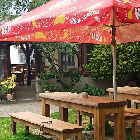 Penzion U Kostela Mláka Exterior foto